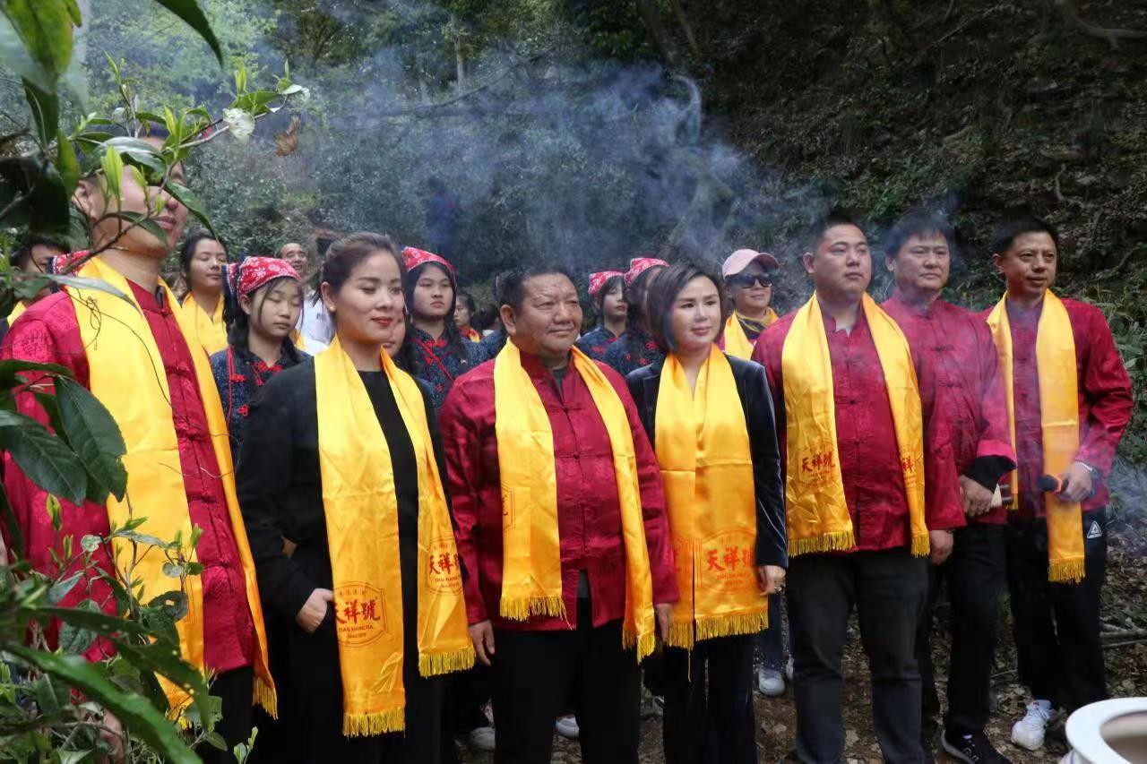 ���M���¡������(zh��n)�������Ų��ժ����(d��ng)�r(sh��) ���L(f��ng)��¶����